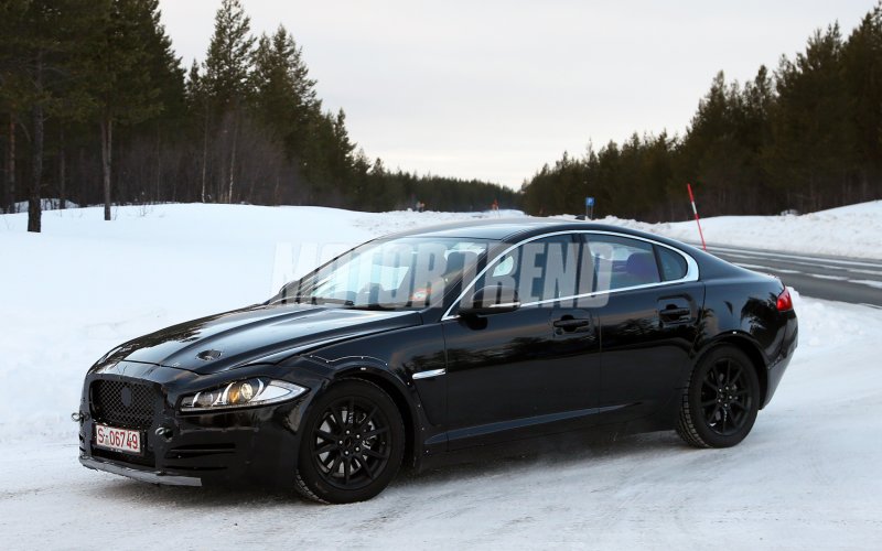 2015-jaguar-xs-profile-spied-1.jpg