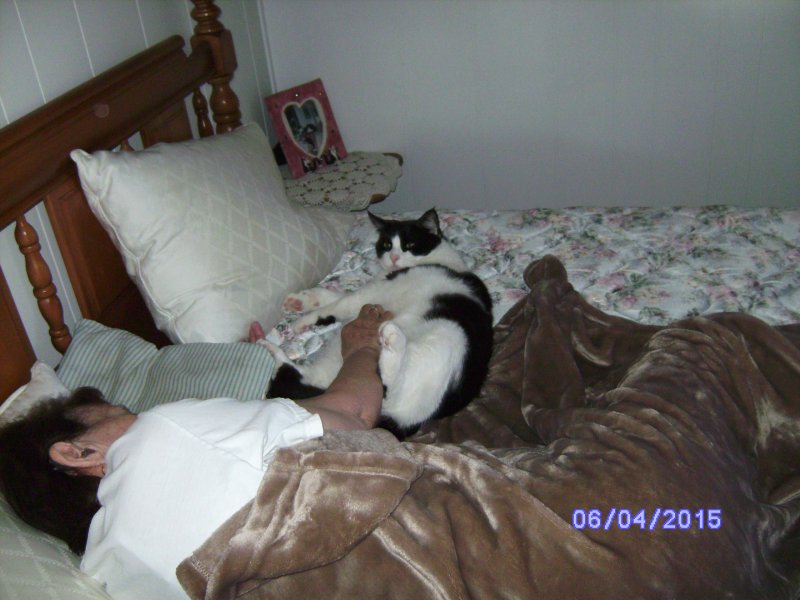 bellie rub time.JPG
