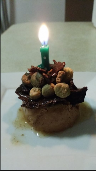 cat birthday cake.PNG