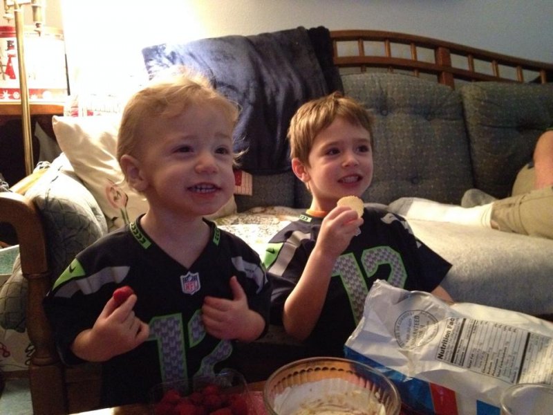 n and w seahawks.jpg