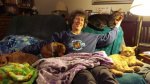 Leo, LD, Mom and dawgs - 01-30-2017b.jpg