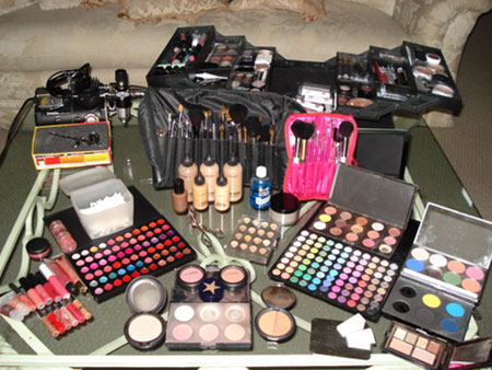 makeup-kit-.jpg