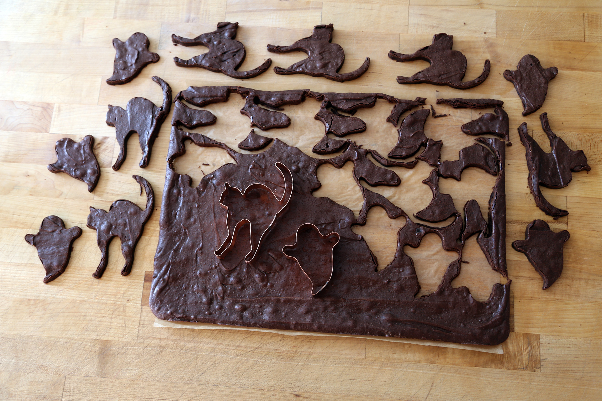 cat-brownies-cutout.jpg